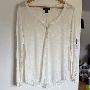 Socialite Y2K Sheer Henley Top Size L White Vintage Crochet Lace Sleeves Classic